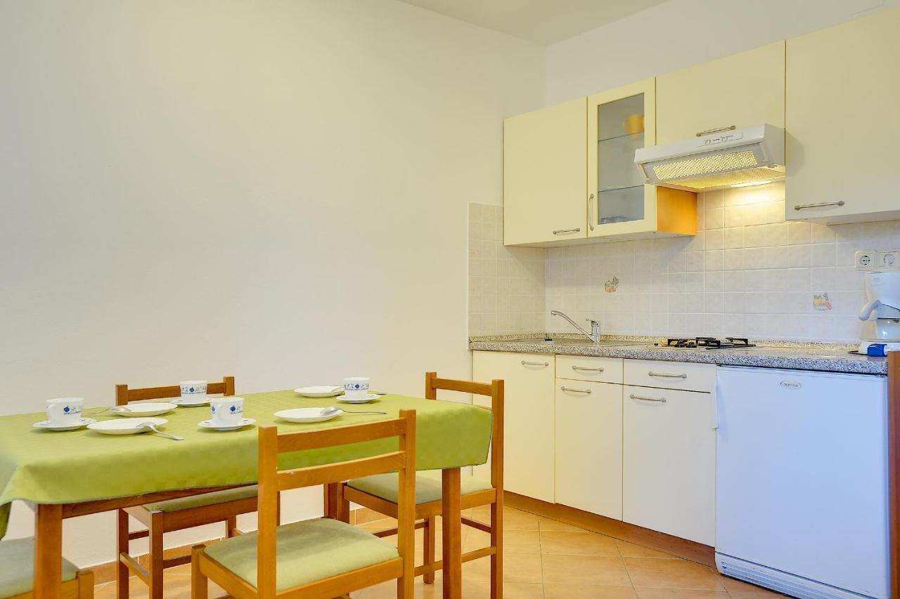 Apartments Ulika Medulin Eksteriør bilde